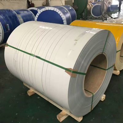 Épaisseur de bobine d'aluminium revêtu de couleur Aluminium utilisé pour les matériaux de toiture et de construction de murs