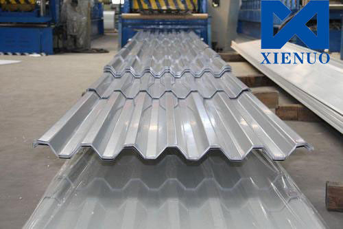 Vente à chaud de tôle de toiture en aluminium couverte de couleur tôle de toiture ondulée