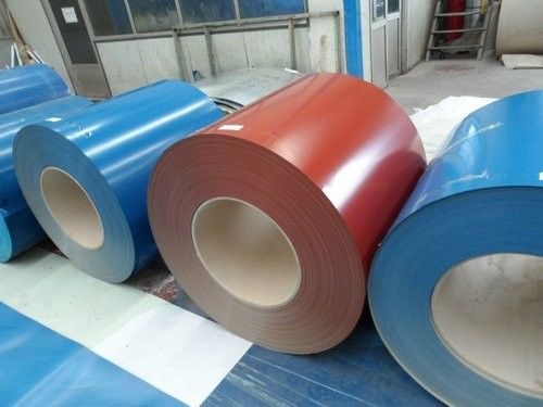 1100 3003 5052 5083 5754 6061 6063 8011 Aluminium en relief/vente à chaud couleur revêtue pour plafond en aluminium