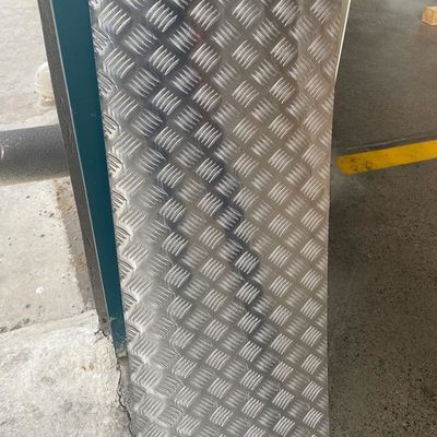 Produits en aluminium cinq barres aluminium diamant aluminium motif rhombus aluminium