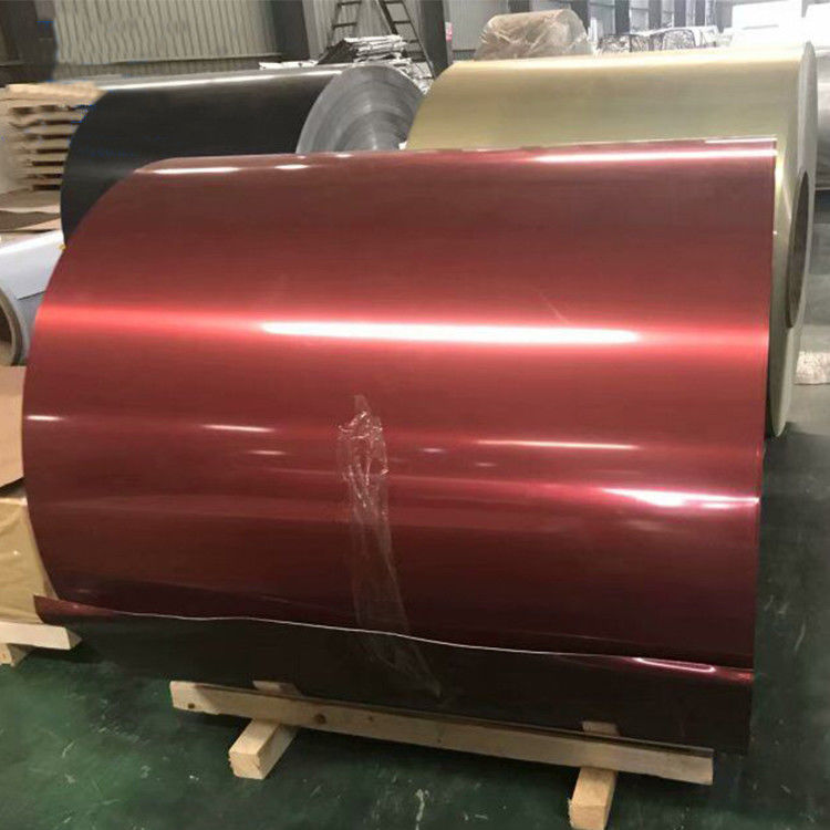 La bobine en aluminium enduite de couleur en gros a pré peint l'aluminium coloré de rouleau d'aluminium