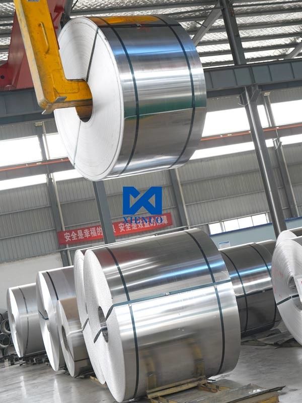 en vente en aluminium bobine d'aluminium avec 1100 3003 8011 A3003 H14 6061 7075 courrier du canal de garniture évaporateur de gouttière corrosion bois grain Al couleurs revêtues en stock