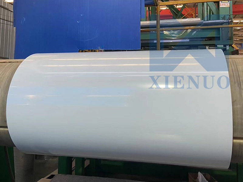 Fabrique de qualité supérieure vendant des feuilles d'aluminium couleur 5052 feuille d'aluminium en alliage couleur en vente