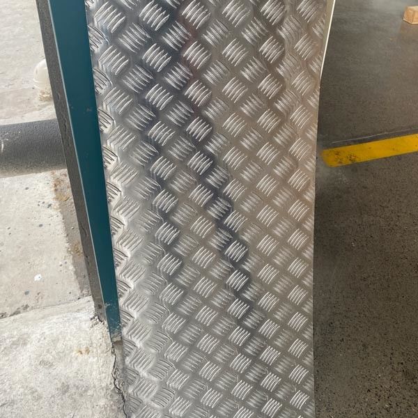 Produits en aluminium cinq barres aluminium diamant aluminium motif rhombus aluminium